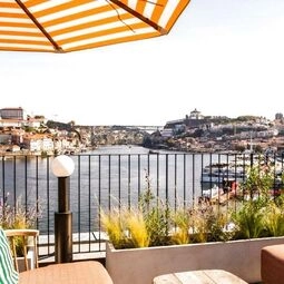 The Rebello Hotel & Spa - Small Luxury Hotels Of The World in Vila Nova de Gaia