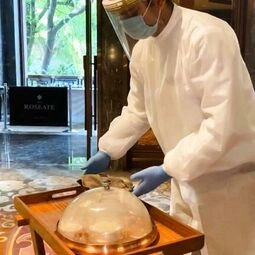 Hotel The Roseate in New Delhi