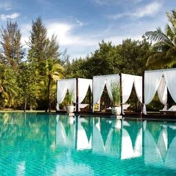 Hotel The Sarojin in Tambon Khuekkhak