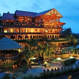 Hotel The Springs Resort & Spa at Arenal in Monterrey