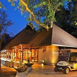 Hotel The Tamara Coorg in Kabbinakadu