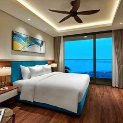 The Watson Premium HaLong Hotel in Hạ Long