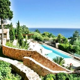 Hotel Tiara Yaktsa Côte d’Azur in Théoule-sur-Mer
