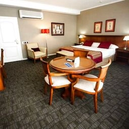 Hotel Tucuman Center Suites&Business in San Miguel de Tucumán