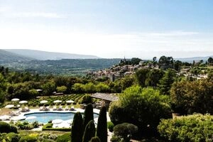 Bonnieux